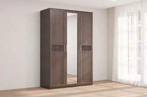 Шкаф 3-х створчатый с зеркалом Кэт-4 Венге Диал в Надыме - nadym.mebel-tymen.ru | фото